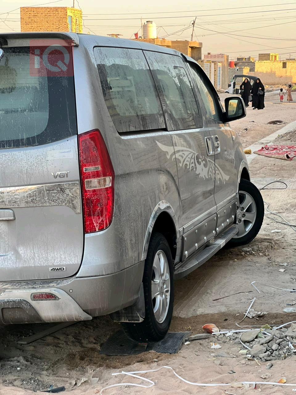Hyundai Starex